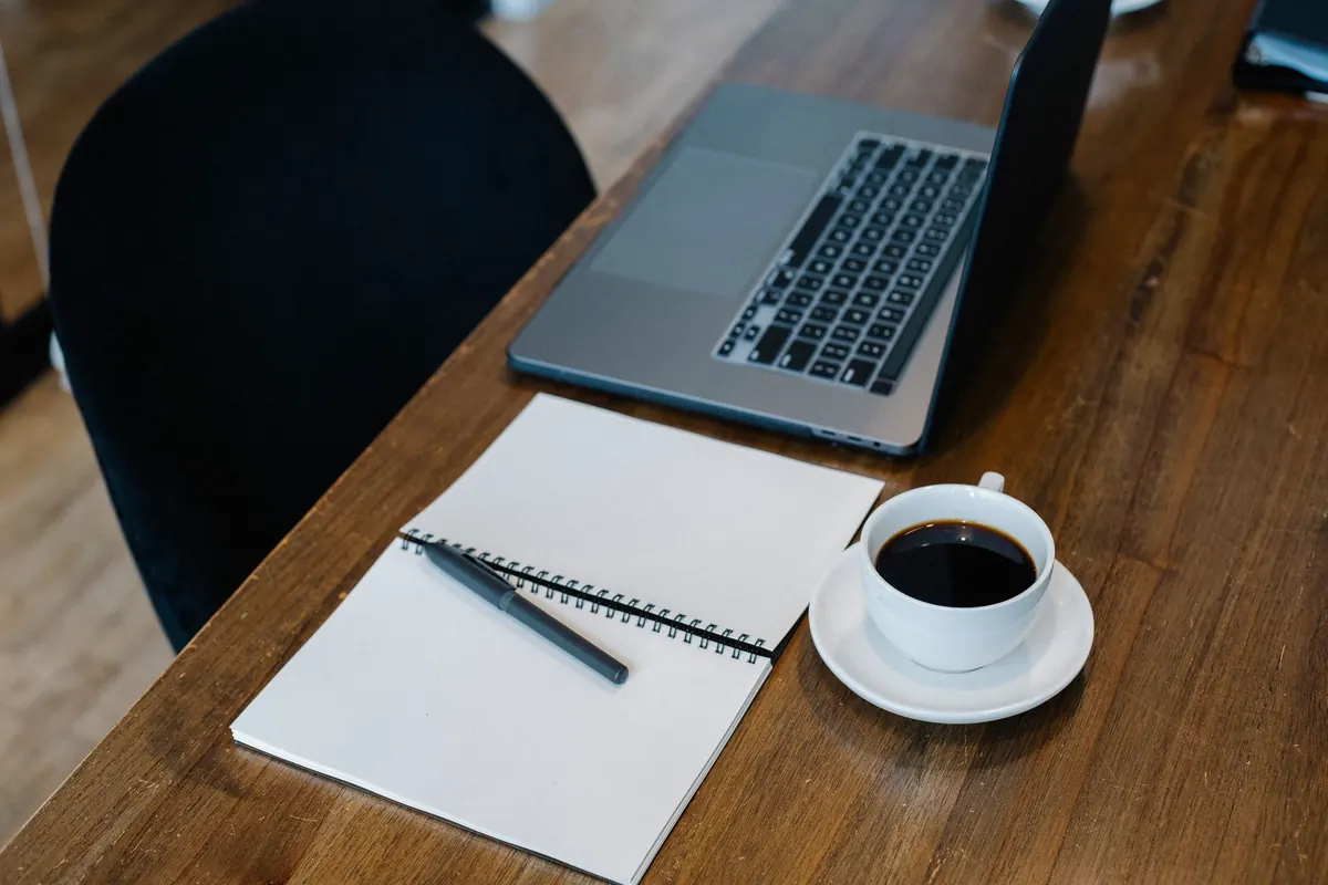 How to Build an Author Website That Sells Books: A Beginner's Guide for UK Writers